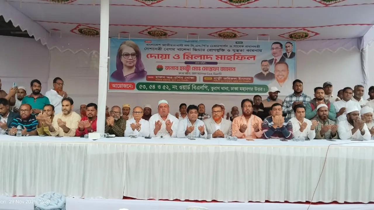 খালেদা জিয়ার সুস্থতাই পুরো জাতির কামনা: মোস্তফা জামান